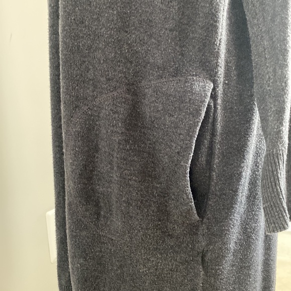 H&M - Grey Sweater Dress - L - Picture 5 of 6